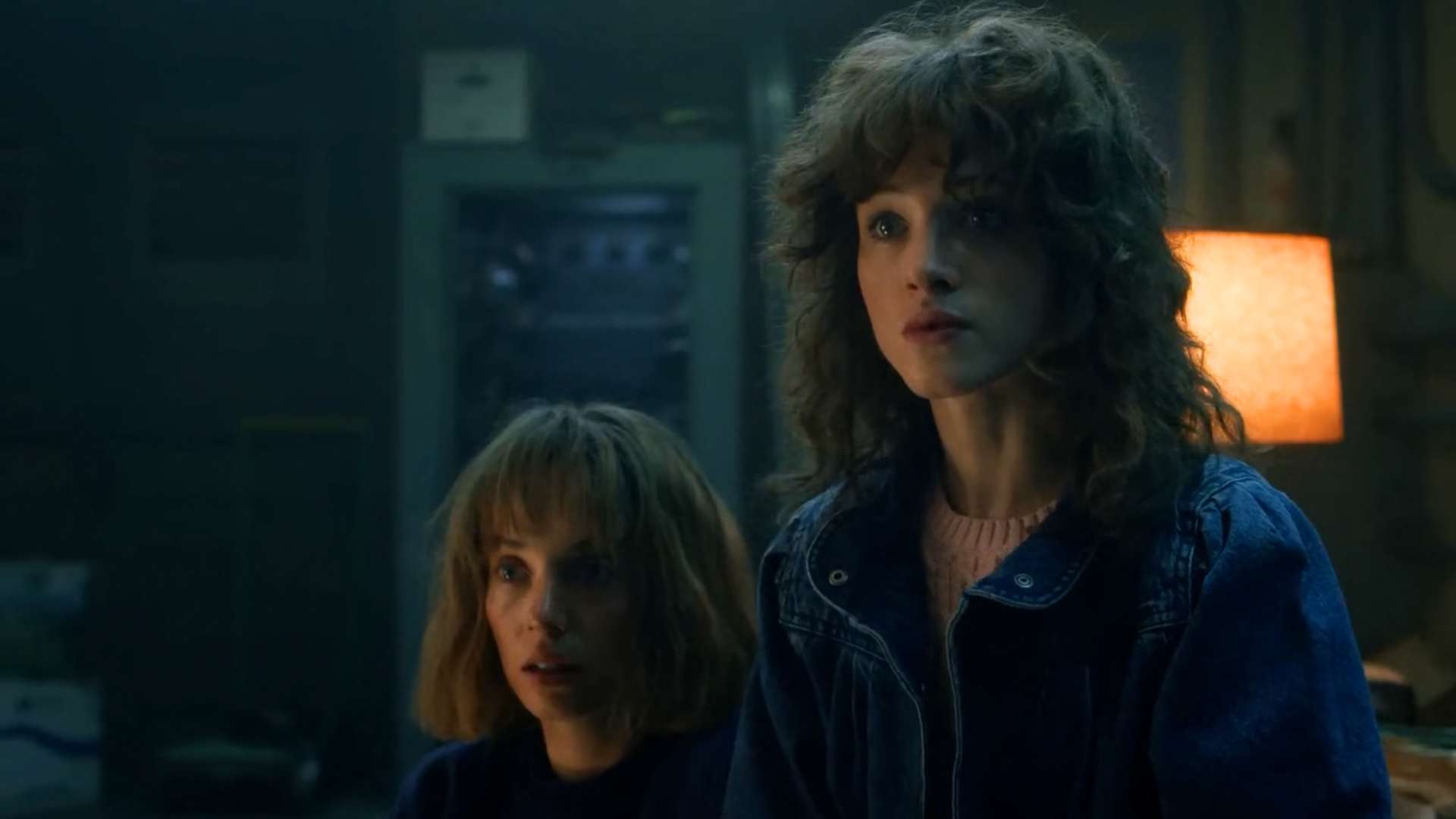 Did You Notice This 'Michael Myers' Easter Egg In Stranger Things? - Stranger Things Michael Myers Easter Egg